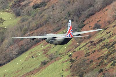 Aviation Photography low level flying