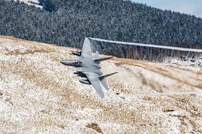 Aviation Photography low level flying