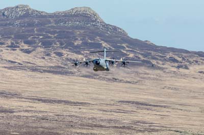 Aviation Photography low level flying