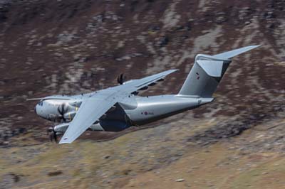 Aviation Photography low level flying