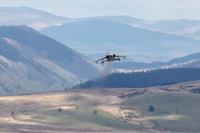 Aviation Photography low level flying