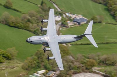 Aviation Photography low level flying