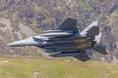 Aviation Photography low level flying
