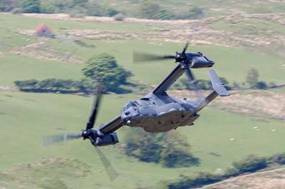Aviation Photography low level flying