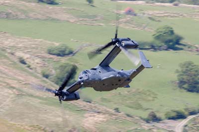 Aviation Photography low level flying