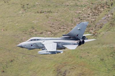 Aviation Photography low level flying