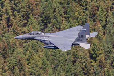 Aviation Photography low level flying
