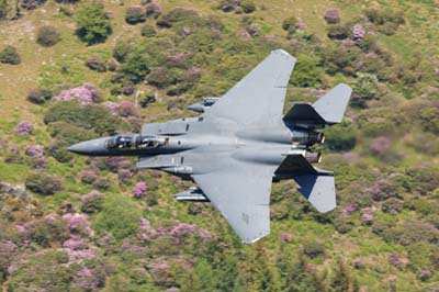 Aviation Photography low level flying