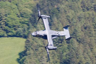 Aviation Photography low level flying