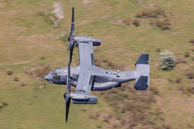 Aviation Photography low level flying
