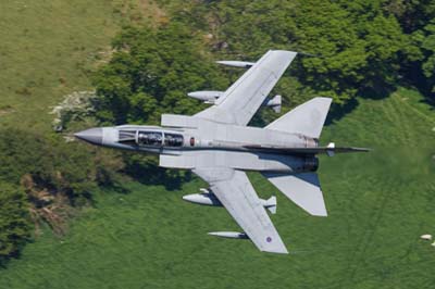Aviation Photography low level flying