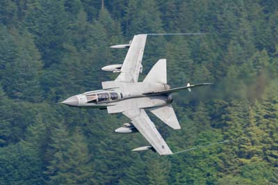 Aviation Photography low level flying