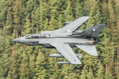Aviation Photography low level flying