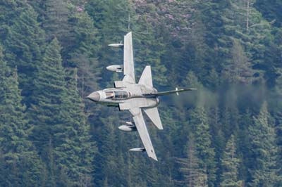 Aviation Photography low level flying