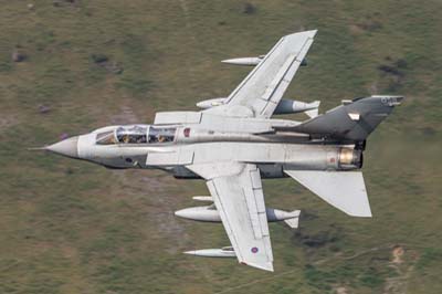 Aviation Photography low level flying