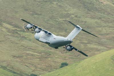 Aviation Photography low level flying