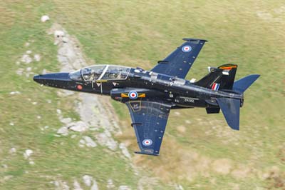 Aviation Photography low level flying