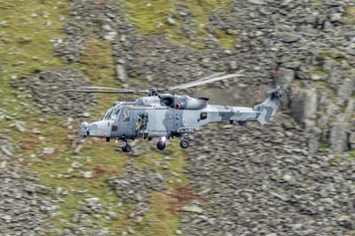 Aviation Photography low level flying