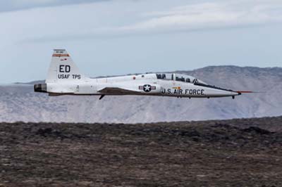 Aviation Photography low level flying