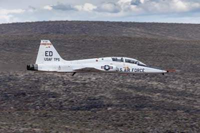 Aviation Photography low level flying