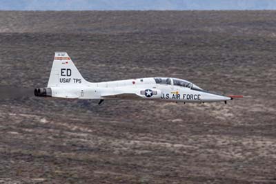 Aviation Photography low level flying