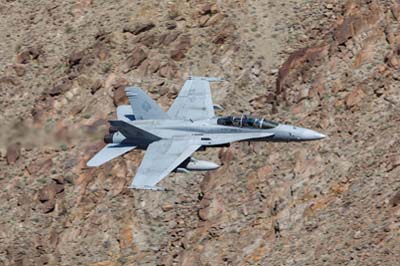 Aviation Photography low level flying