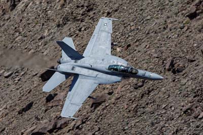 Aviation Photography low level flying