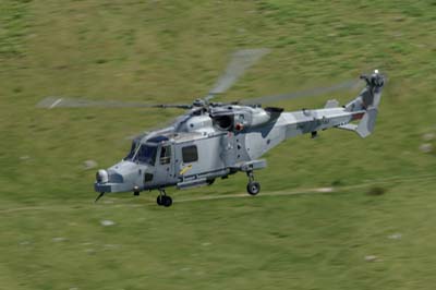 Aviation Photography low level flying