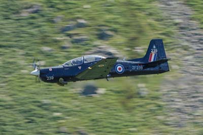 Aviation Photography low level flying