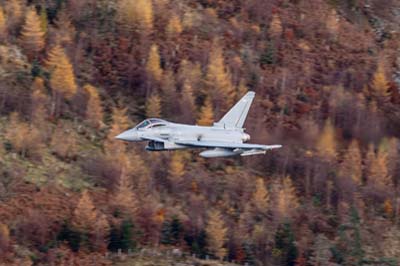 Aviation Photography low level flying