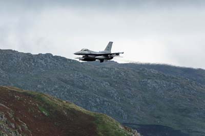 Aviation Photography low level flying