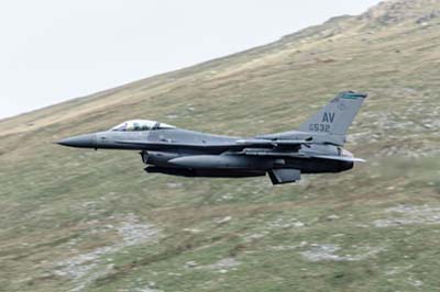 Aviation Photography low level flying