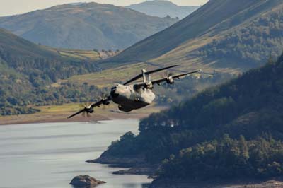 Aviation Photography low level flying