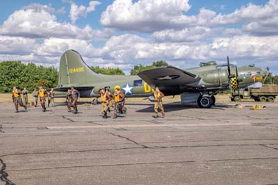 B-17G Flying Fortress-Masters of the Air