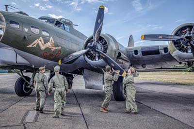 B-17G Flying Fortress-Masters of the Air