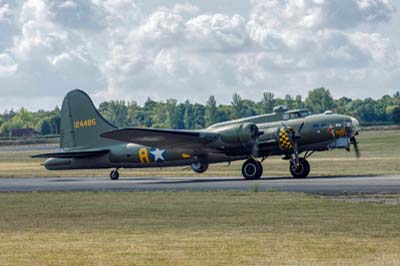 B-17G Flying Fortress-Masters of the Air