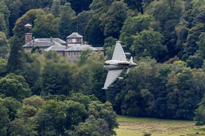 Aviation Photography low level flying