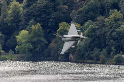 Aviation Photography low level flying