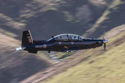 Aviation Photography low level flying