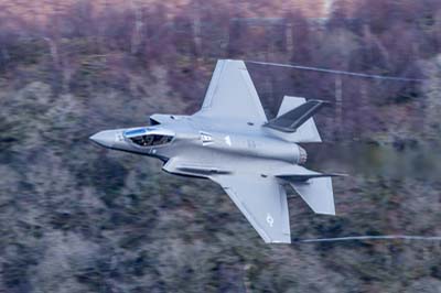 Aviation Photography low level flying