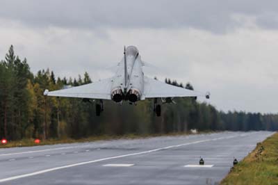 Aviation Photography low level flying