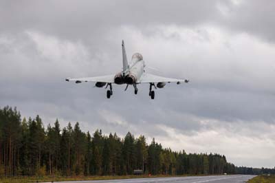 Aviation Photography low level flying