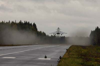 Aviation Photography low level flying