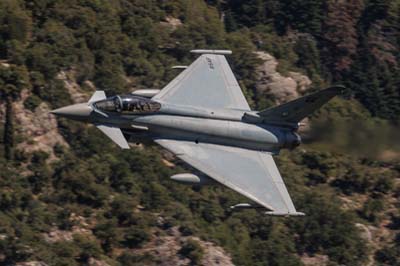 Aviation Photography low level flying