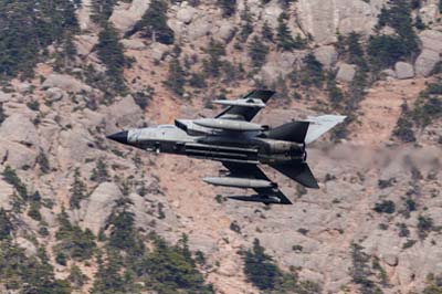 Aviation Photography low level flying