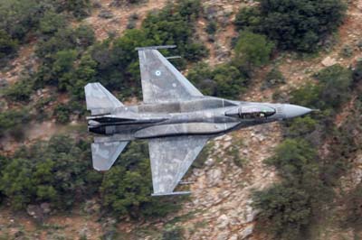 Aviation Photography low level flying
