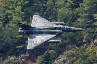 Aviation Photography low level flying