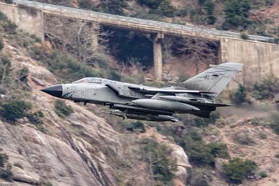 Aviation Photography low level flying