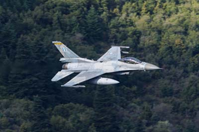 Aviation Photography low level flying