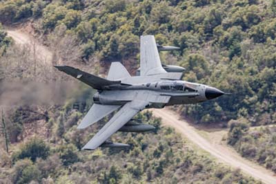 Aviation Photography low level flying